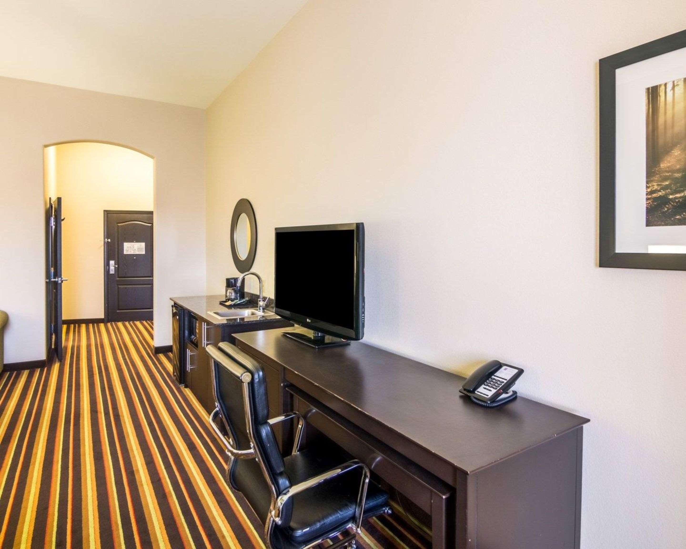 Comfort Suites Амарилло Экстерьер фото